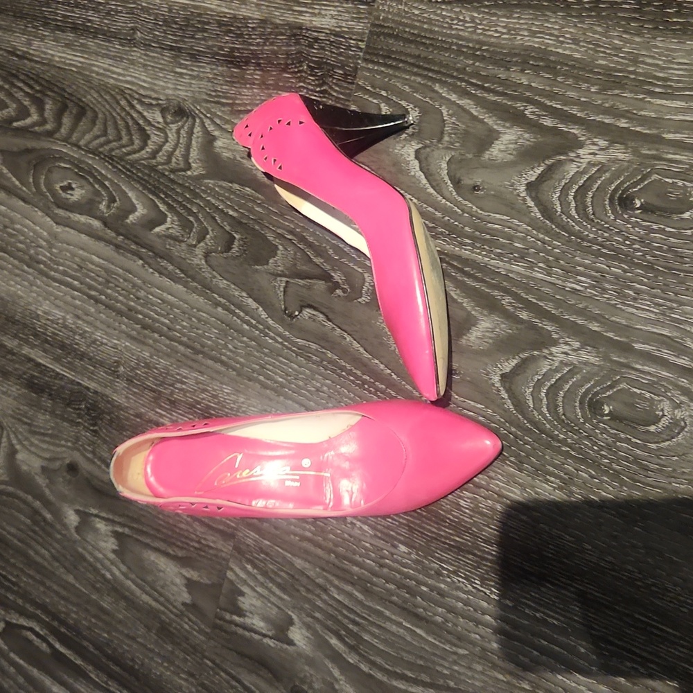 Caressa Vintage Pink Leather Heels 7